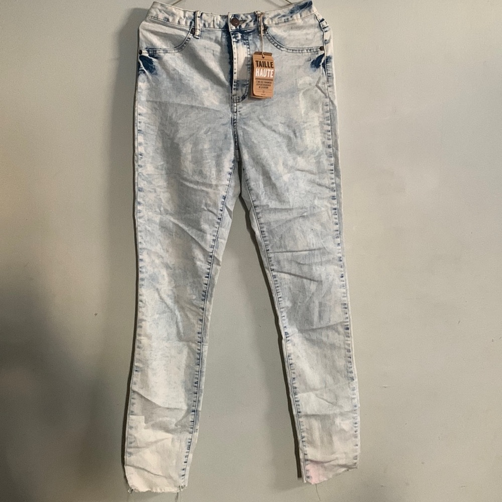 High rise acid wash Jean